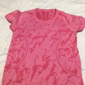 Pink Lululemon Tshirt